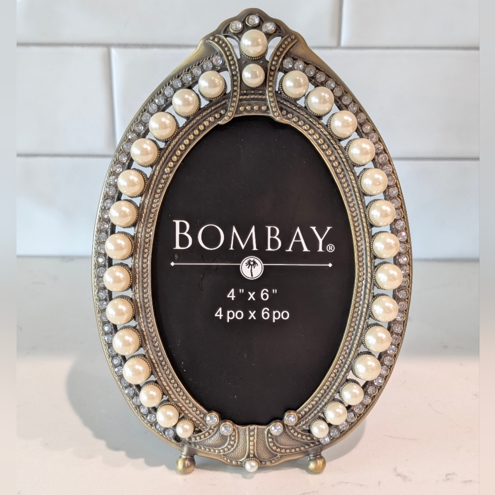 Bombay Ornate Faux Pearl & Rhinestones Oval Frame 4x6 Vintage Style Tabletop